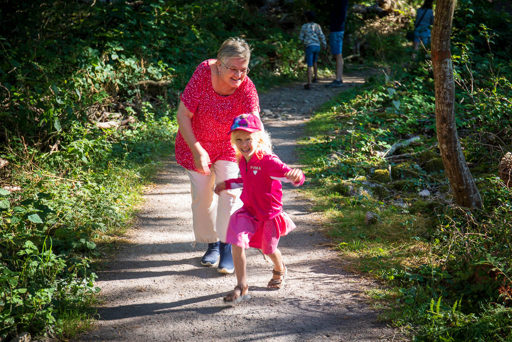 Signe och Carola i Stenshuvuds naturrreservat