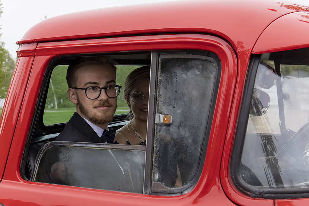 Ellen & Elias i bilen