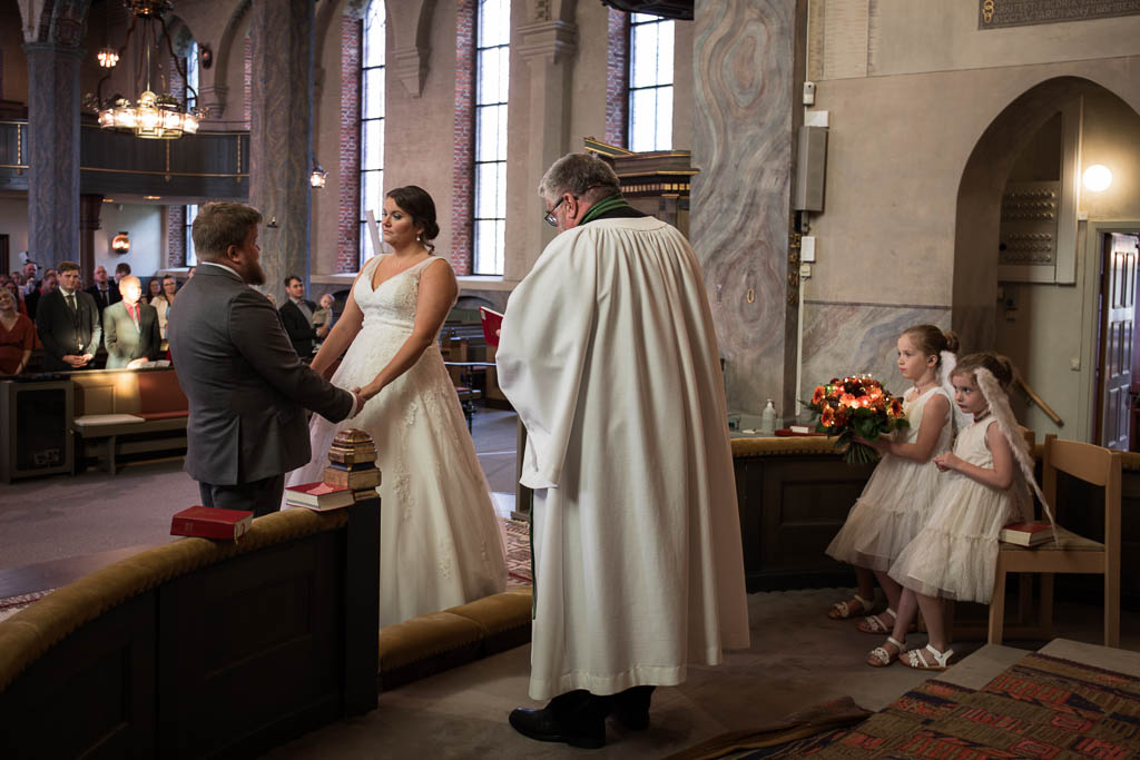 Erica & Joel i kyrkan
