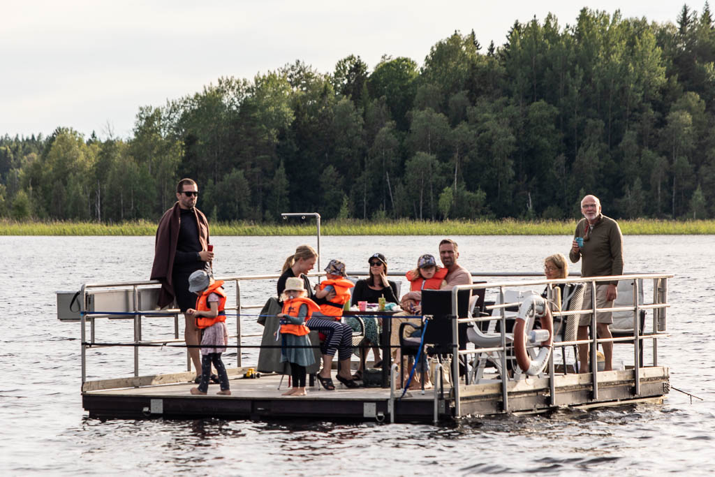 Lundströms på flotte