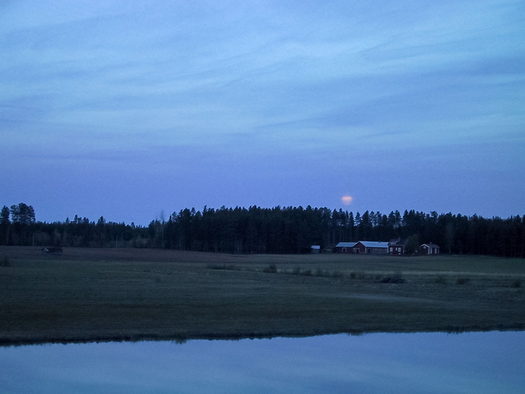 Måne över Östra Falmark
