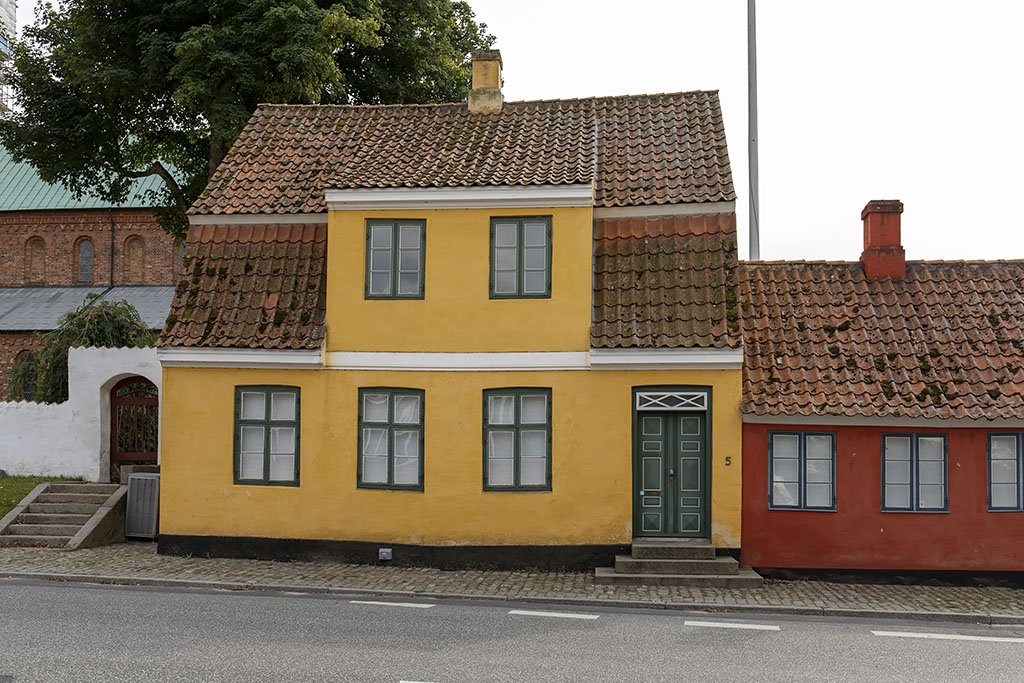Hus